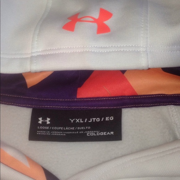 Under Armour Hoodie - Picture 2 of 3